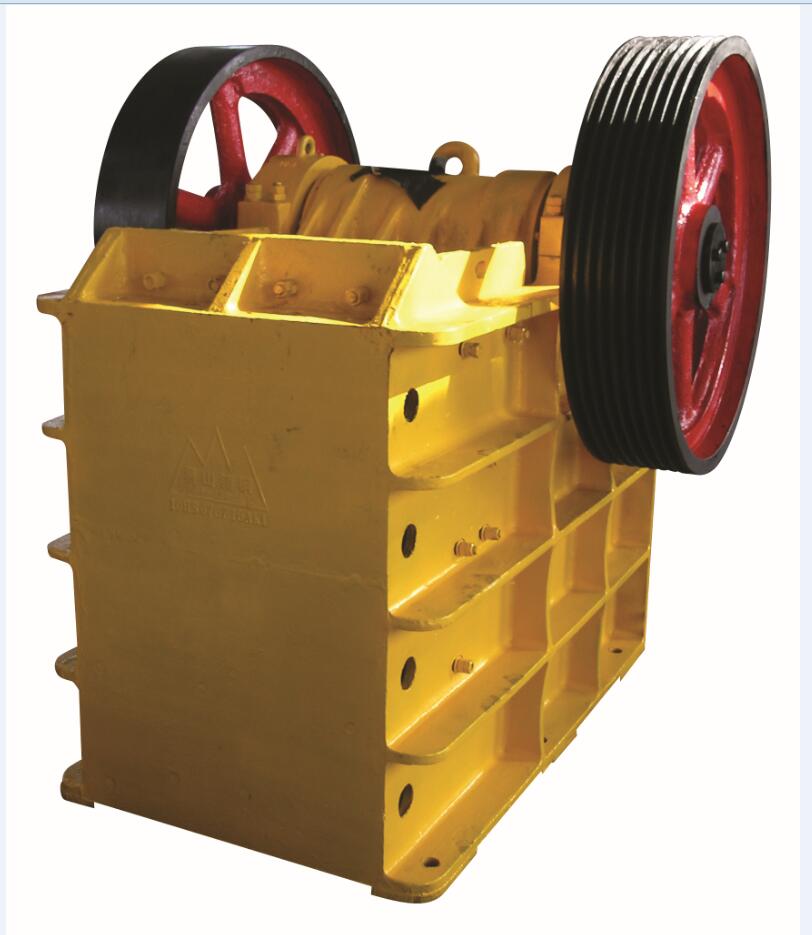 PE型復(fù)擺顎式破碎機(jī)