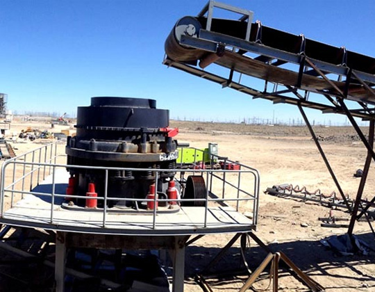 董事長(zhǎng)曹仕龍作為政協(xié)常務(wù)委員出席了招遠(yuǎn)市第十八屆人民代表大會(huì)第一次會(huì)議